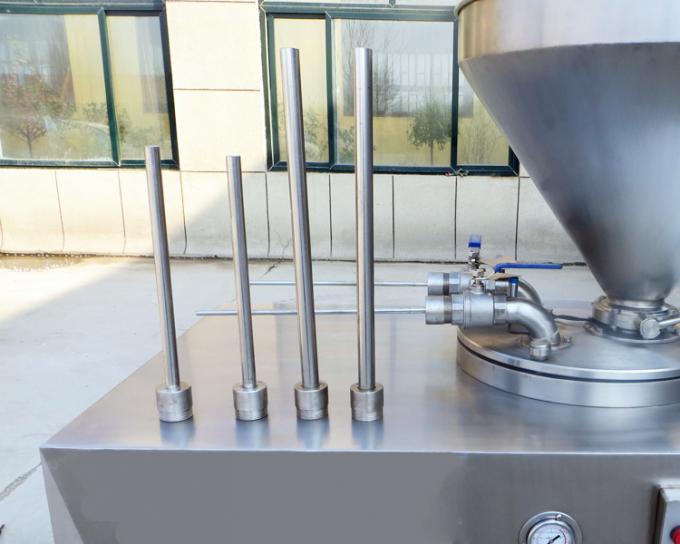 Salchicha comercial del pollo que hace la máquina de rellenar de la materia de la salchicha de la máquina