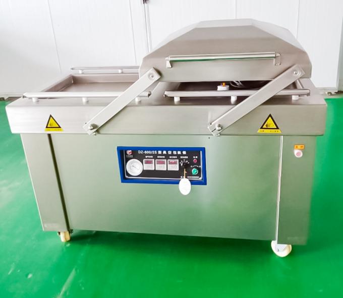 Pescados crudos que procesan la cadena de producción cadena de producción de la salchicha de los pescados carne de pescados que machaca y que deshuesa la máquina del enema de la máquina