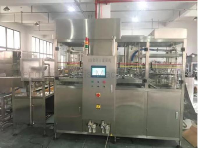 Bolso semiautomático del vino en el relleno y el recubrimiento de la caja del llenador del babero de la máquina