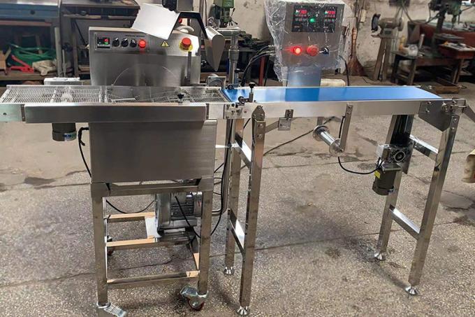 Haba para obstruir el chocolate de la fabricación de chocolate que procesa la maquinaria para el uso de la fábrica