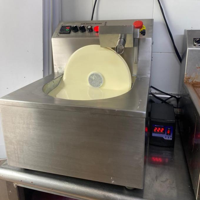 Haba para obstruir el chocolate de la fabricación de chocolate que procesa la maquinaria para el uso de la fábrica