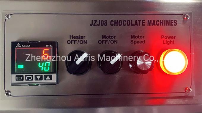 Chocolate de fusión de la máquina del chocolate comercial de Industial 15L 60L que modera el equipo 8