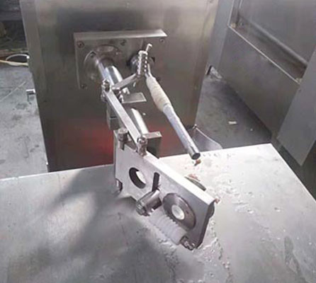 salchicha comercial 304ss que hace máquina la máquina de rellenar de la salchicha neumática cuantitativa