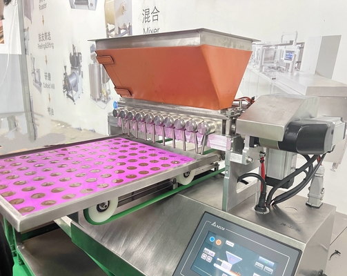 Caramelo del PLC que hace chocolate de la máquina SSS304 la máquina gomosa del depositante