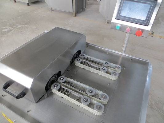 Las líneas dobles de la máquina del alambre de atascamiento de la salchicha del PLC lían la máquina de atascamiento de la salchicha