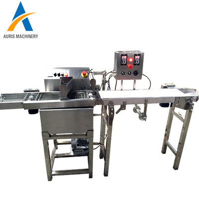 Máquina de moldear del caramelo Sss304 que sumerge el chocolate satinado que envuelve la máquina