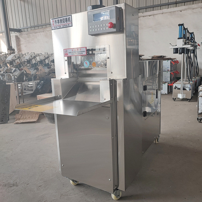 La máquina congelada del cortador de los pedazos del rollo de la carne de vaca enfrió el cordero que tajaba 550w de congelación